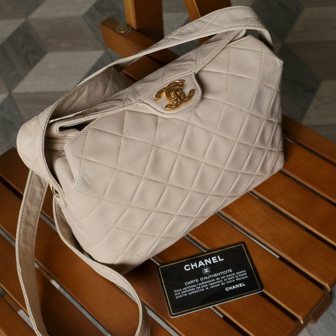 Chanel Vintage Matelasse Beige Quilted Bijoux CC Turnlock Shoulder Bag