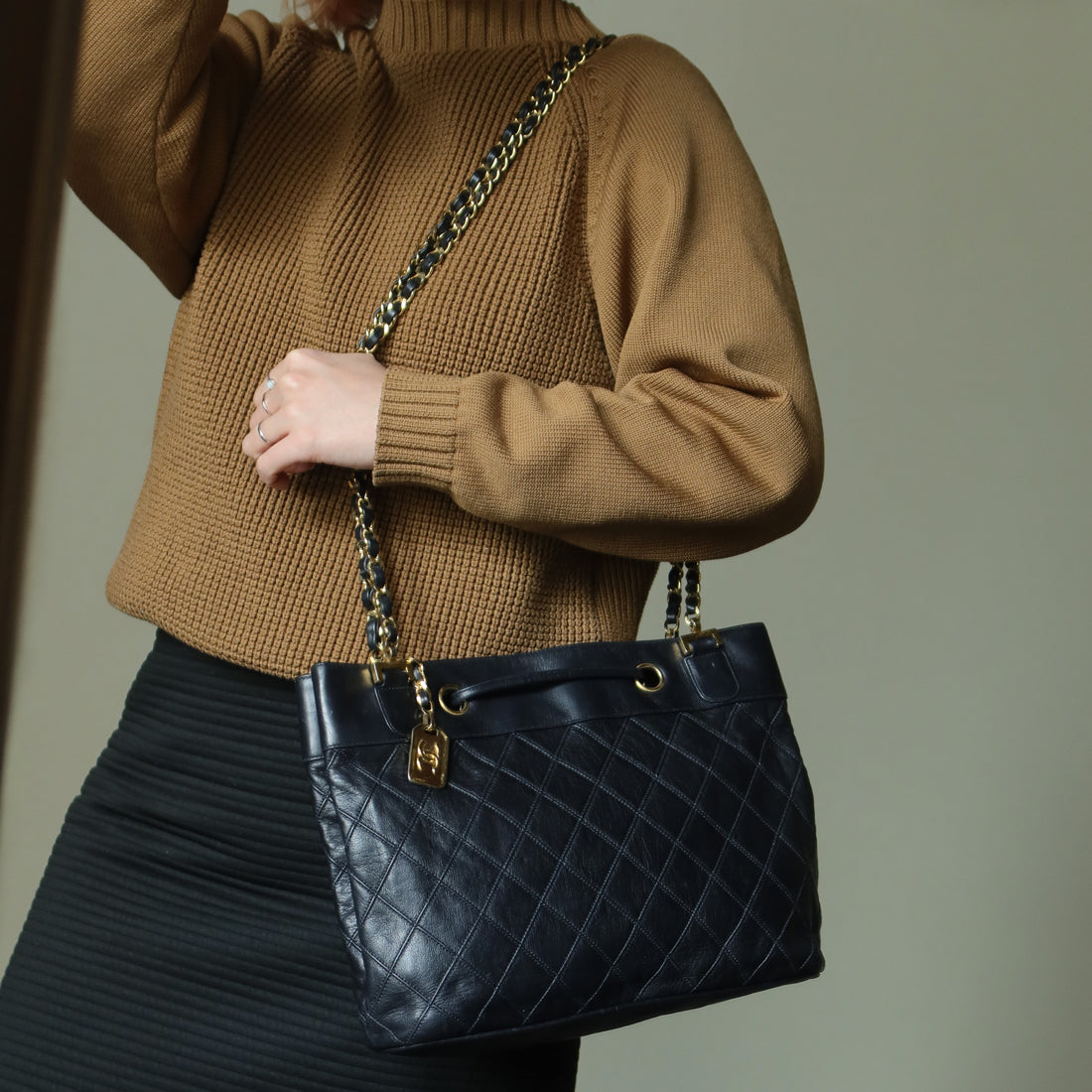 Chanel Vintage Black Calfskin Matelasse Quilted CC Charm Crossbody Shoulder Bag S