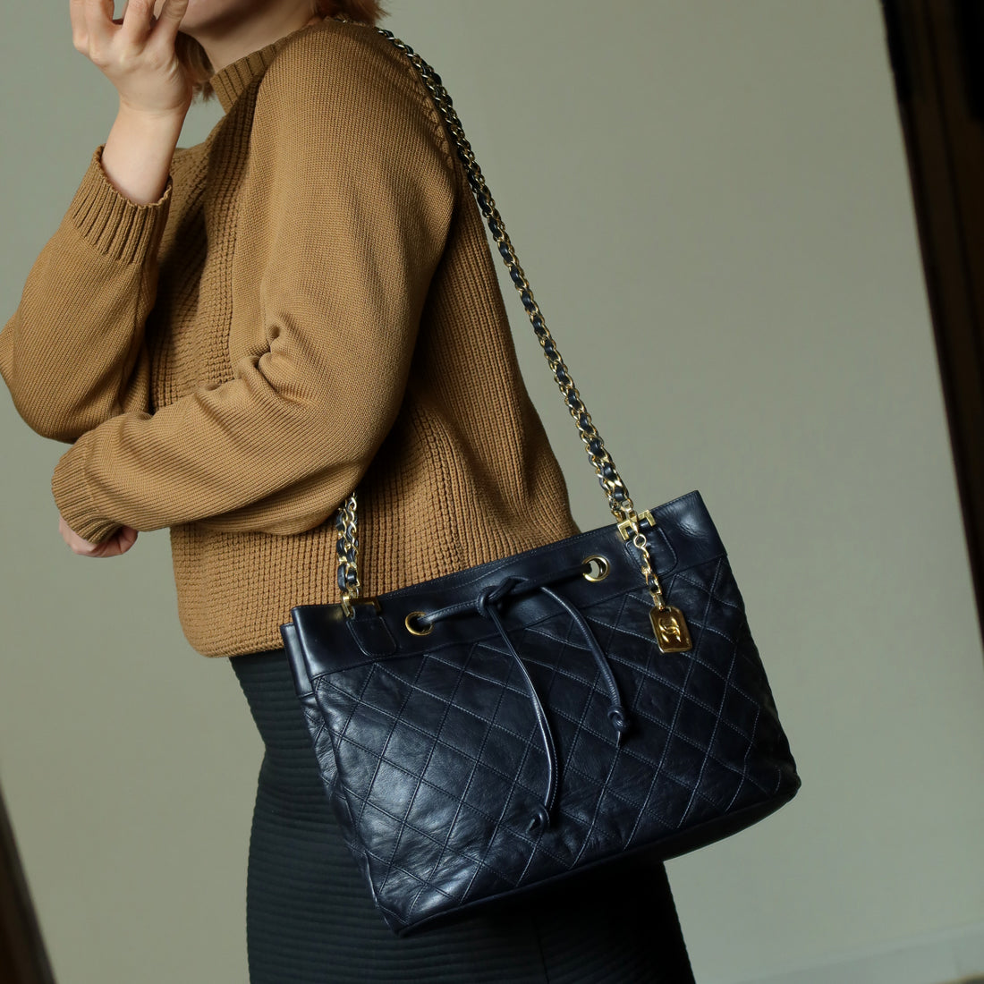 Chanel Vintage Black Calfskin Matelasse Quilted CC Charm Crossbody Shoulder Bag S