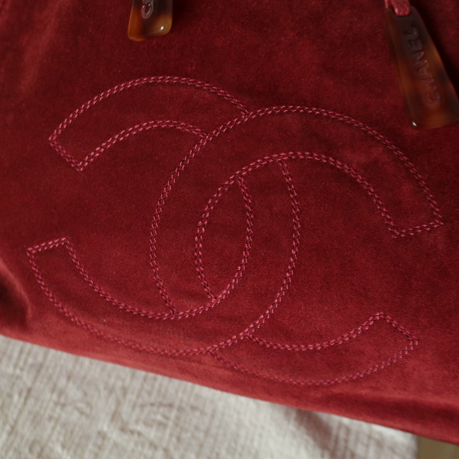 Chanel Vintage Auburn Red Suede Draw string Stitched CC Tortoiseshell Weekend Bag