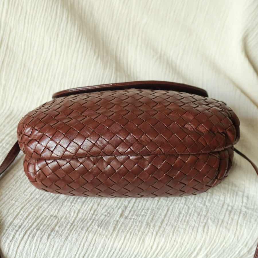 Bottega Veneta Vintage Dark Brown Intrecciato Weave Pouch Crossbody Shoulder Bag