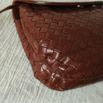 Bottega Veneta Vintage Dark Brown Intrecciato Weave Pouch Crossbody Shoulder Bag