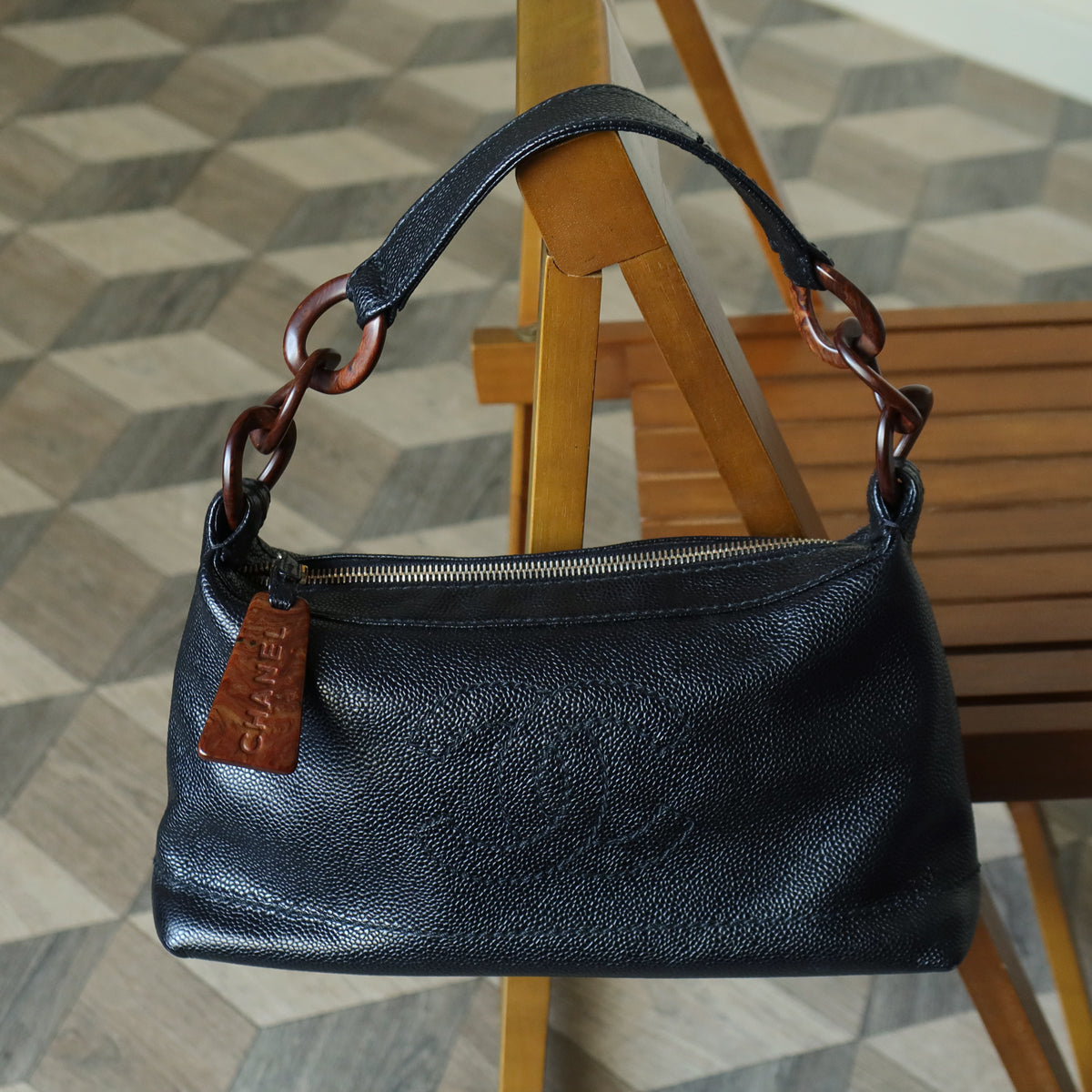 Chanel Vintage Black Caviar Leather Wood-resin Hobo Coco Mark Shoulder Bag S