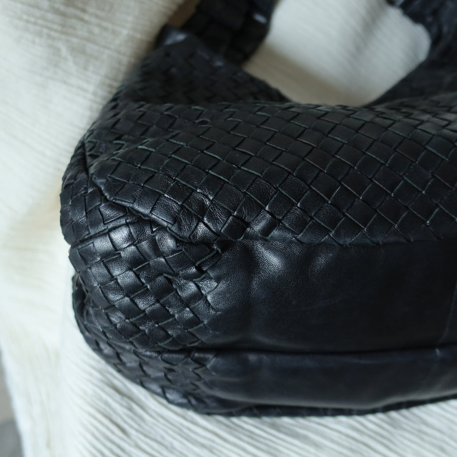 Bottega Veneta Vintage Black Leather Intrecciato Campana Hobo Shoulder Bag N