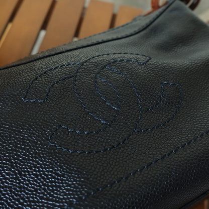Chanel Vintage Black Caviar Leather Wood-resin Hobo Coco Mark Shoulder Bag S