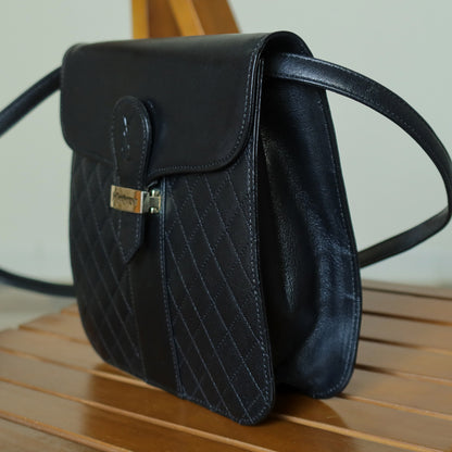 Yves Saint Laurent YSL Vintage Black Leather Quilted Gold Buckle Shoulder Flap bag S