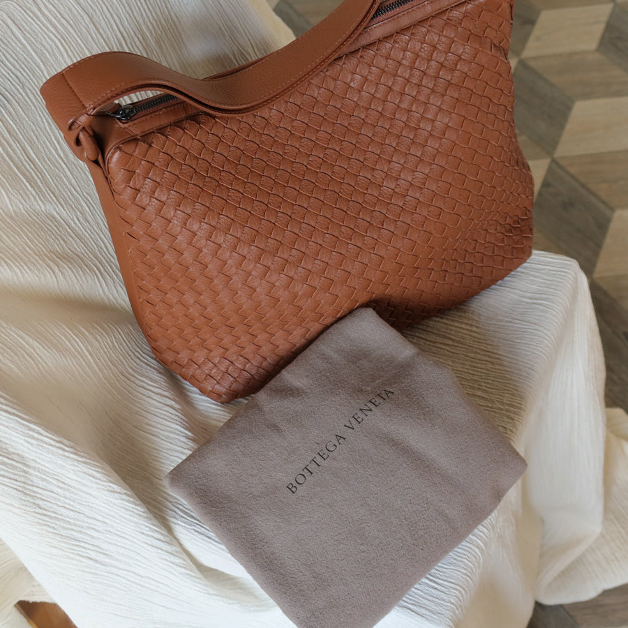 Bottega Veneta Vintage Tan Brown Intrecciato Ring Strap Shoulder Bag