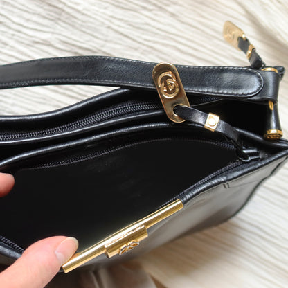 Gucci Vintage Black Half-Moon Shaped GG Marmont Crossbody Bag