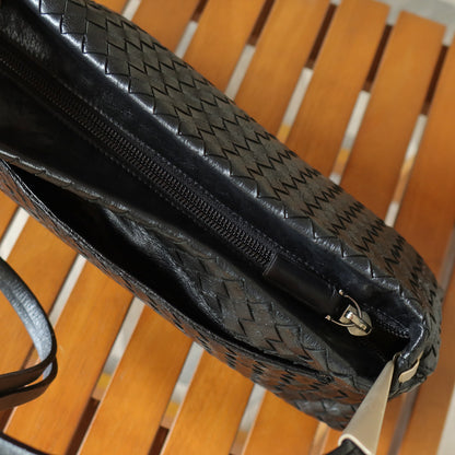 Bottega Veneta Vintage Black Leather Intrecciato Sardine Pochette Shoulder Bag