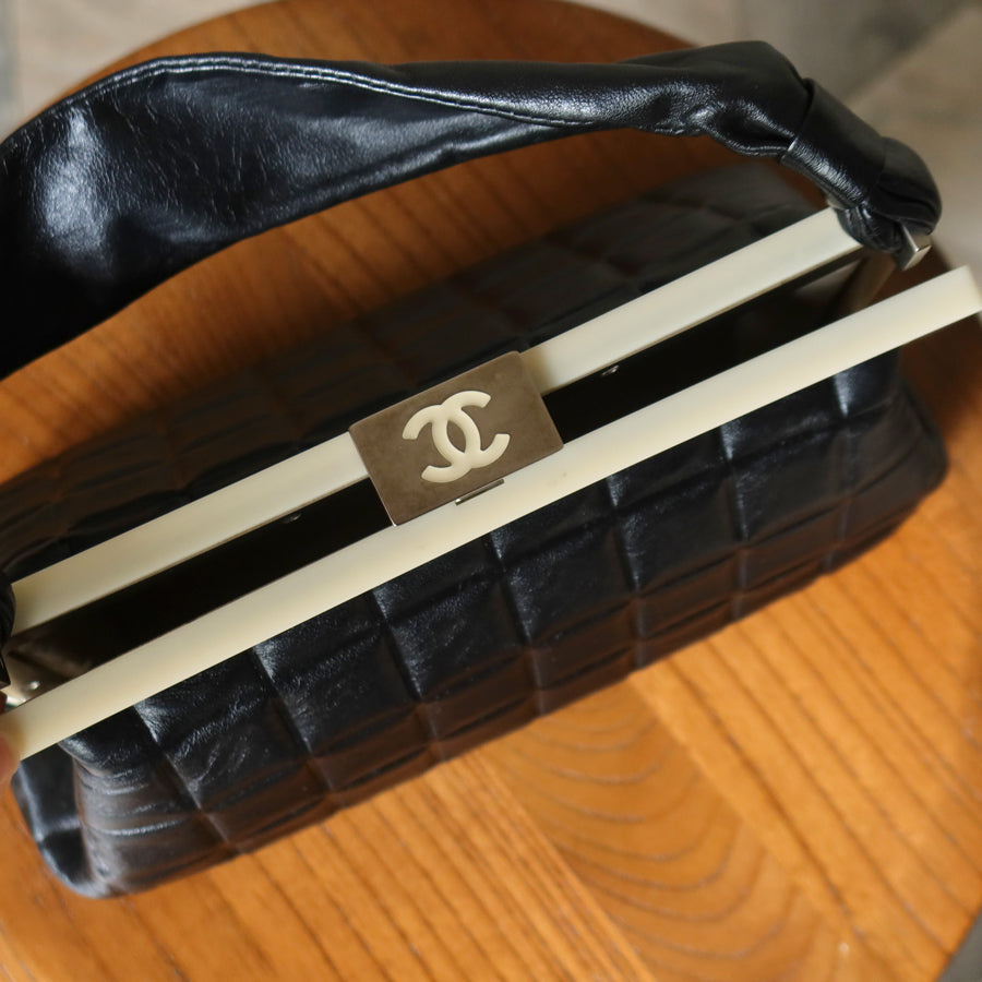 Chanel Vintage Black Quilted Chocolate Bar Leather CC Mark Clasp Lock Bag