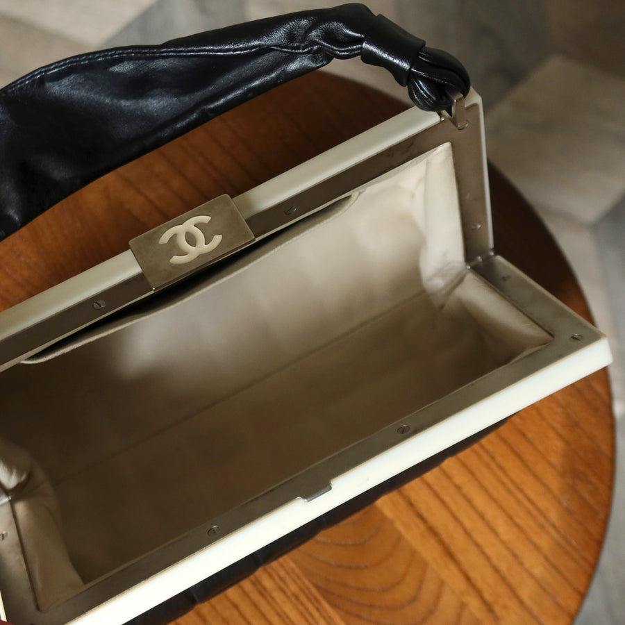 Chanel Vintage Black Quilted Chocolate Bar Leather CC Mark Clasp Lock Bag