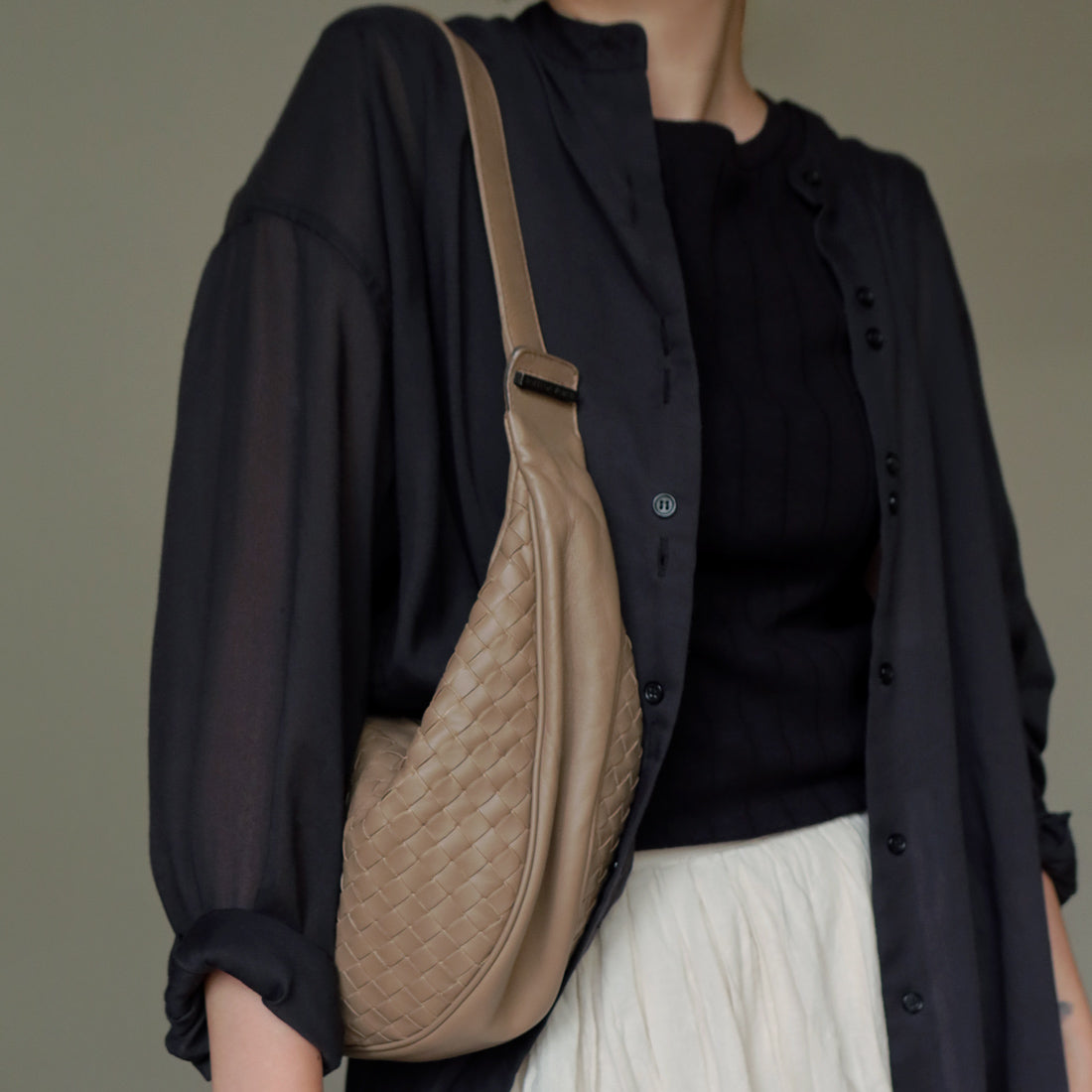 Bottega Veneta Vintage Brown Intrecciato Hobo Shoulder Bag
