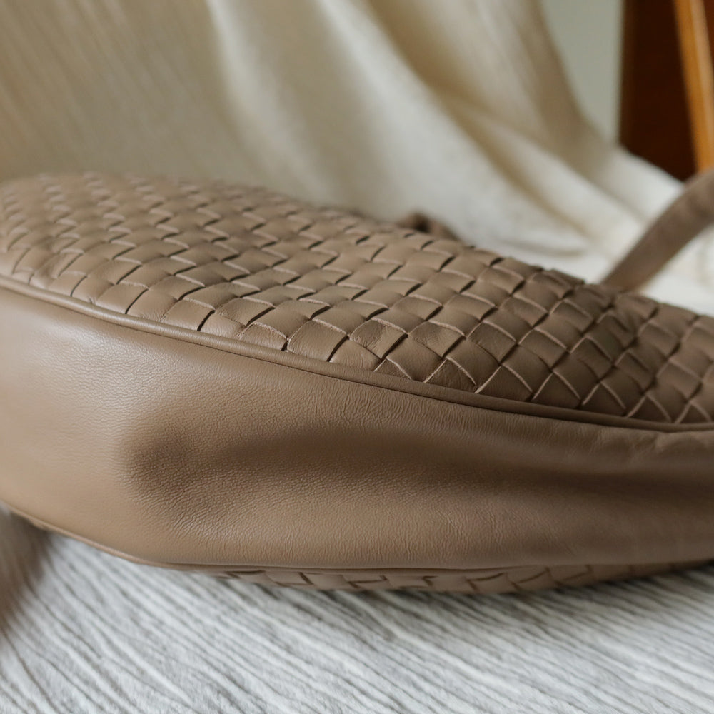Bottega Veneta Vintage Brown Intrecciato Hobo Shoulder Bag
