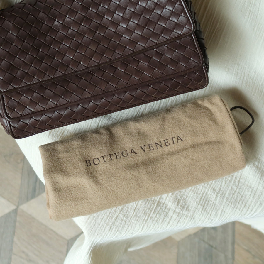 Bottega Veneta Vintage Dark Brown Intrecciato Twisted Strap Double Flap Shoulder Bag S2