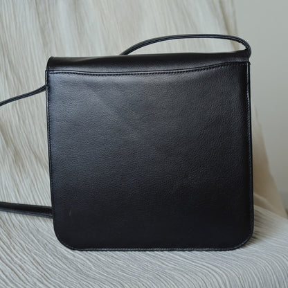 Yves Saint Laurent YSL Vintage Black Leather Quilted Gold Buckle Shoulder Flap bag