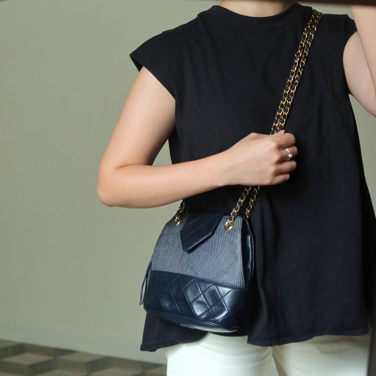 Vintage Chanel Dark Navy Lambskin Raffia Woven Diamond stitched CC mark Flap Bag