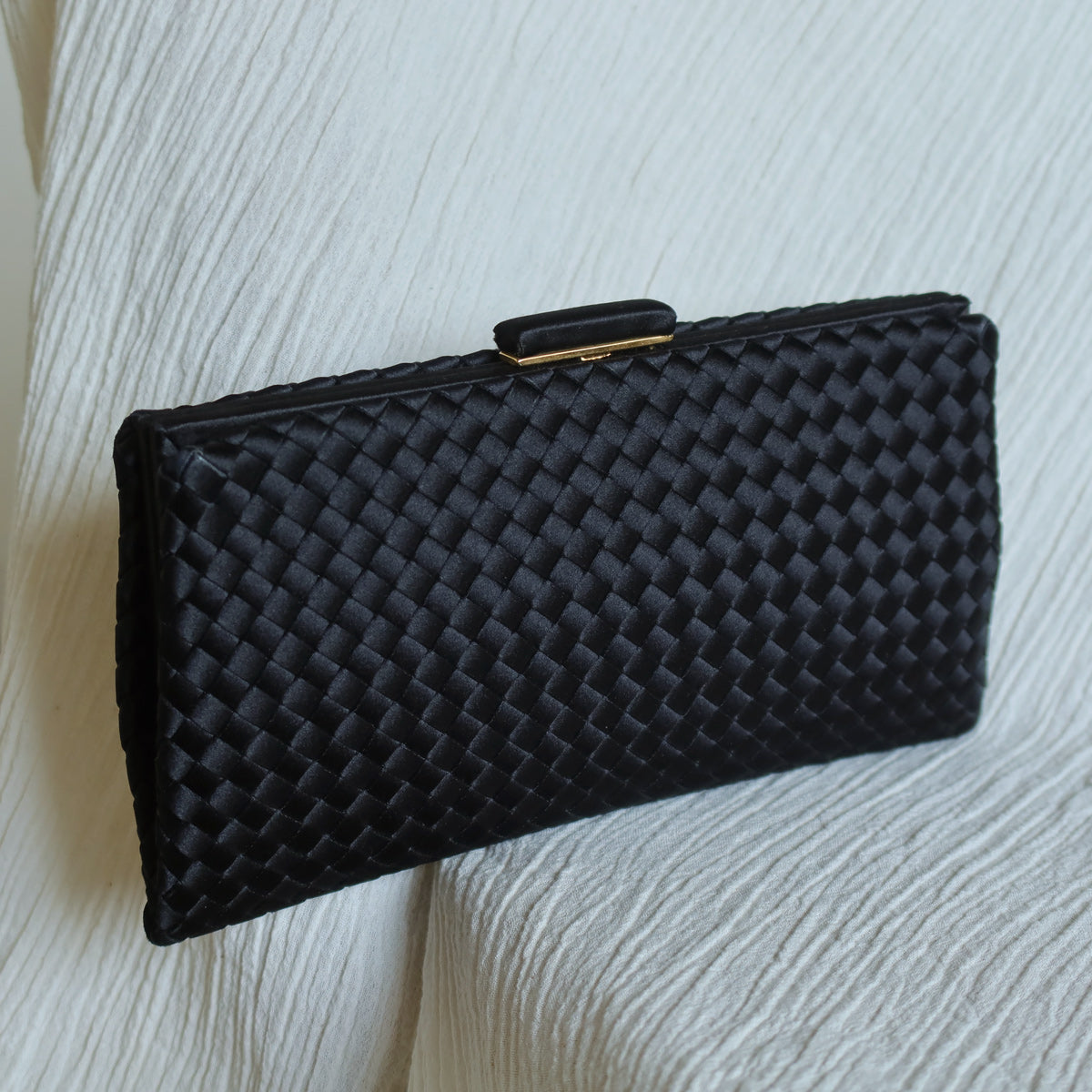 BOTTEGA VENETA クラシックトチョンショルタハック 【関税込】 BOTTEGA VENETA イントレチャートホーボーバッグ パープル