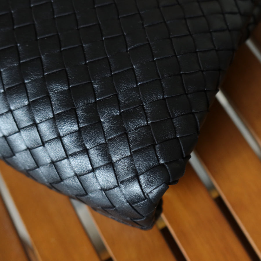 Bottega Veneta Vintage Black Leather Intrecciato Weave Top Handle Bag