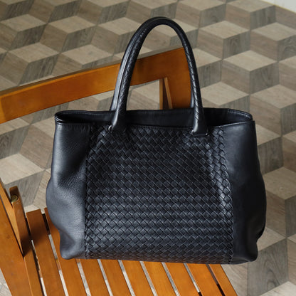 Bottega Veneta Vintage Black Intrecciato Rolled Handle Large Shoulder Tote Bag