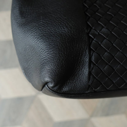 Bottega Veneta Vintage Black Intrecciato Rolled Handle Large Shoulder Tote Bag