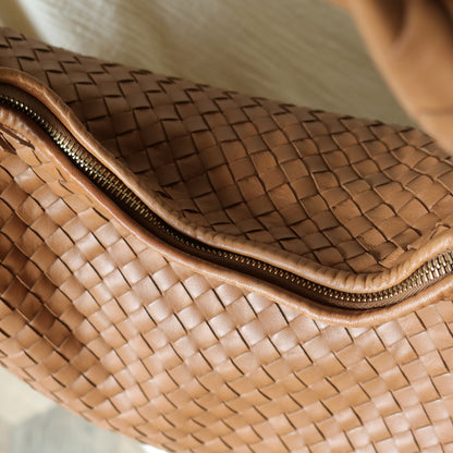 Bottega Veneta Vintage Caramel Brown Intrecciato Weave Large Veneta Hobo Bag L