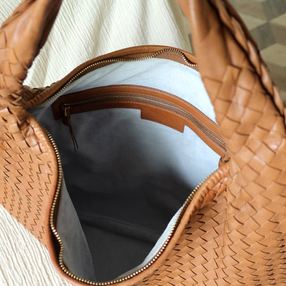 Bottega Veneta Vintage Caramel Brown Intrecciato Weave Large Veneta Hobo Bag L