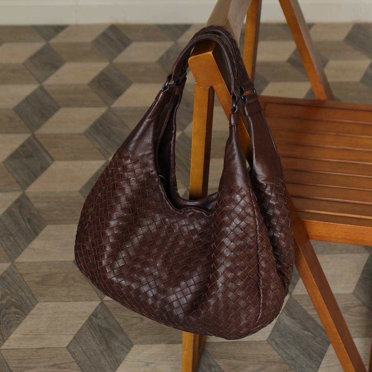Bottega Veneta Vintage Dark Brown Intrecciato Campana Hobo Shoulder Bag M