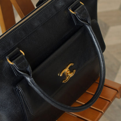 Vintage Chanel Black Caviar CC Turn lock Double sided XL Shoulder Bag