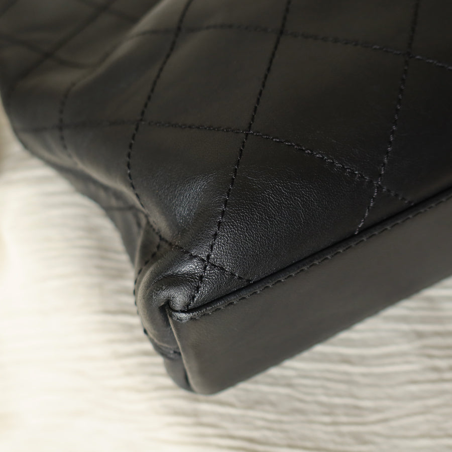 Chanel Vintage Black Lambskin Stitched Wood Resin Top Handle Weekend Bag N