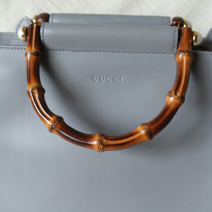 Gucci Vintage Nymphaea Gray Leather Bamboo Handle Pearl 2way Shoulder Bag