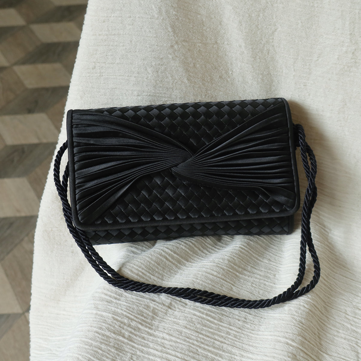 Rare Bottega Veneta Vintage Black Satin Intrecciato Bow Clutch 2 way Shoulder Bag