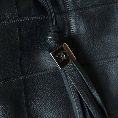 Chanel Vintage Black Leather Chocolate Bar Stitching CC Tassel Hobo Tote Bag L