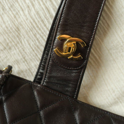 Chanel Vintage Deep Brown Diamond quilted CC turn lock Shoulder Shopper Tote Bag