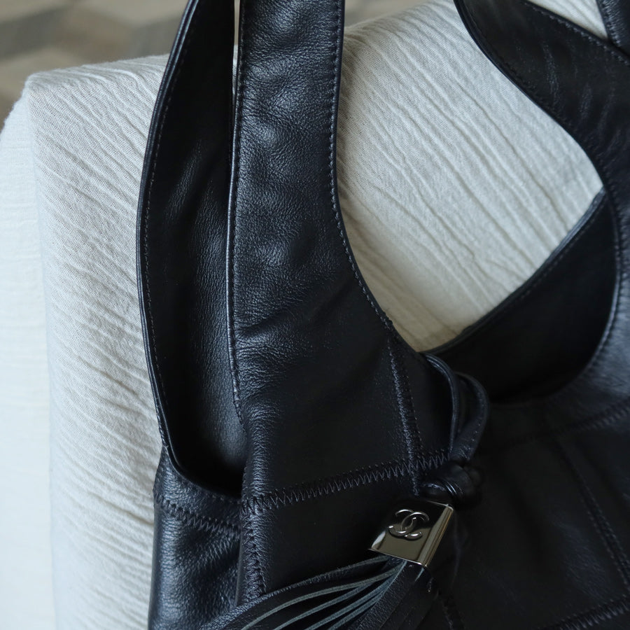 Chanel Vintage Black Square Stitching CC Tassel Hobo Tote Bag M