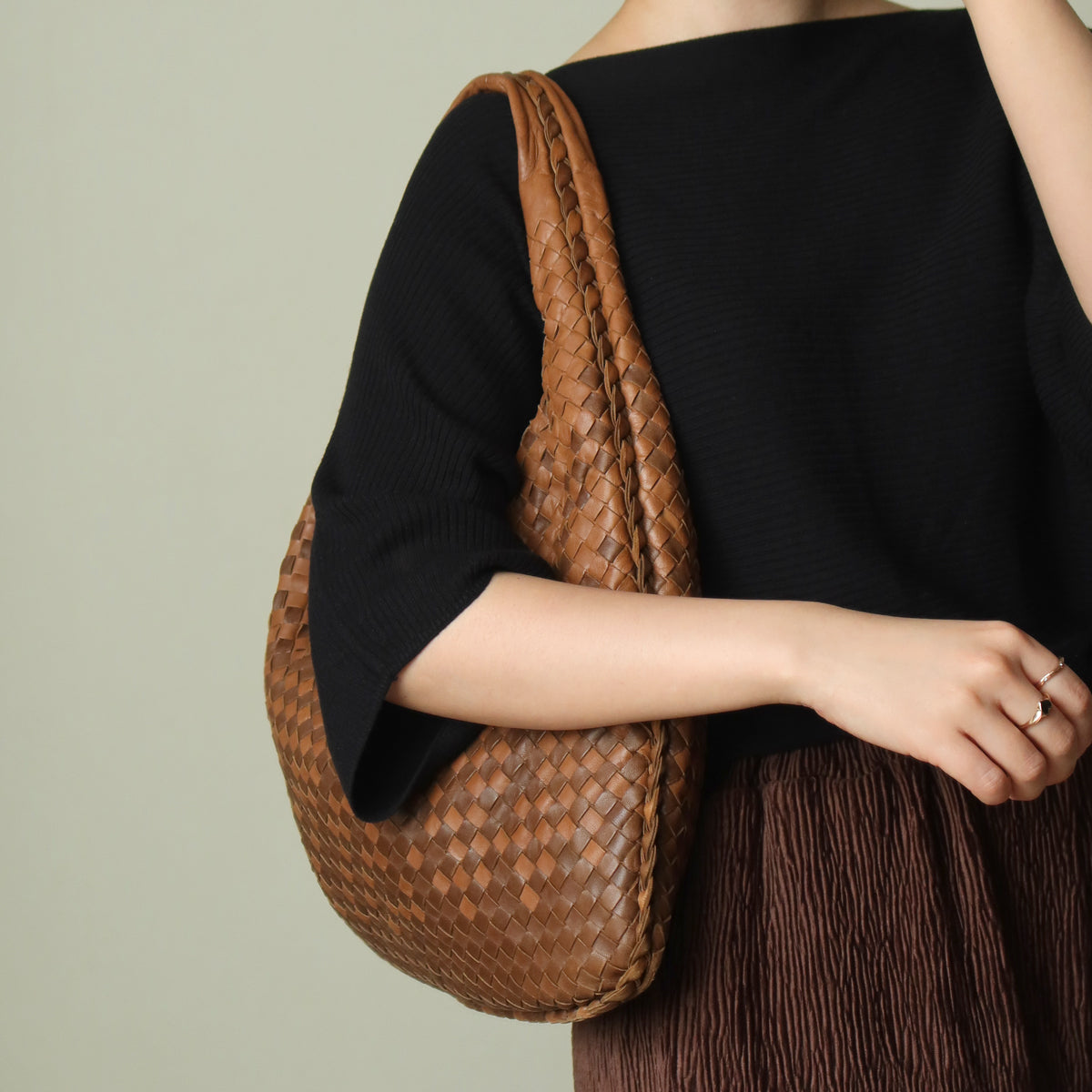 Rare Bottega Veneta Brown Dual tone Intrecciato Weave Veneta Large Hobo Bag