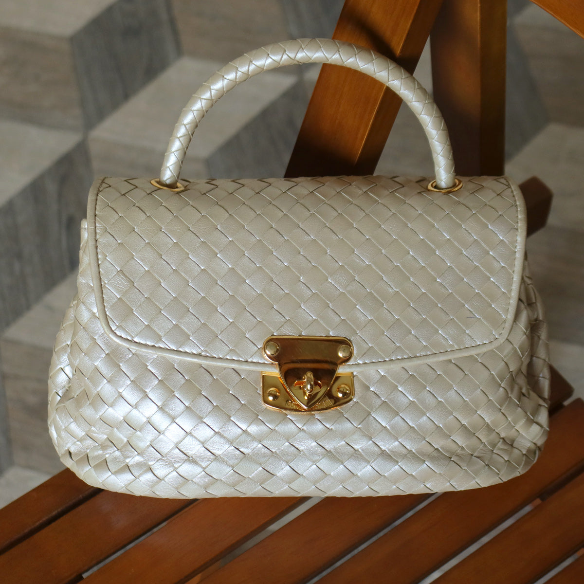 Vintage Bottega Veneta Shimmer Ivory Intrecciato Weave Top Handle Bag M