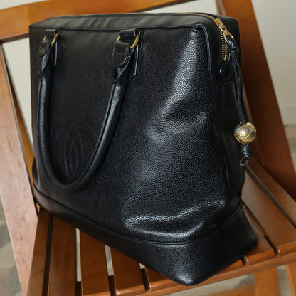 Vintage Chanel Black Caviar CC Turn lock Double sided XL Shoulder Bag