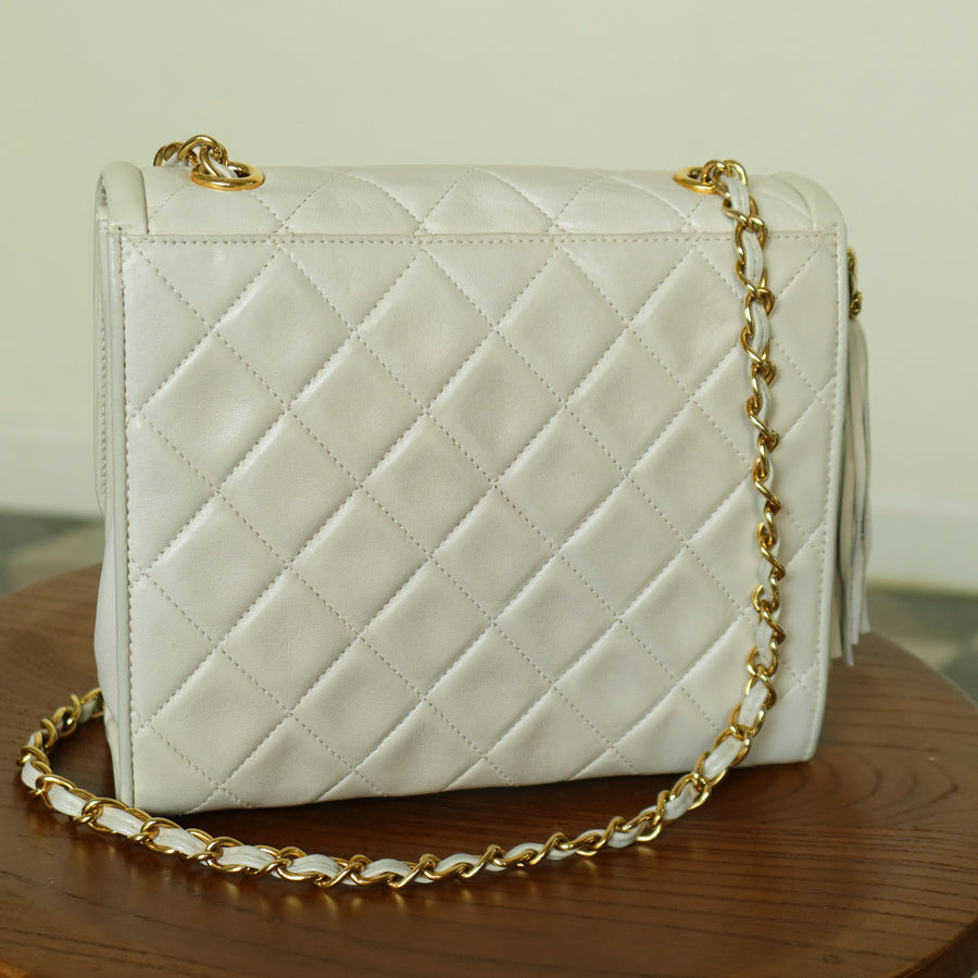 Chanel Vintage Ivory Lambskin Tassel Diamond Stitched 24k Asymmetrical Double Flap Bag