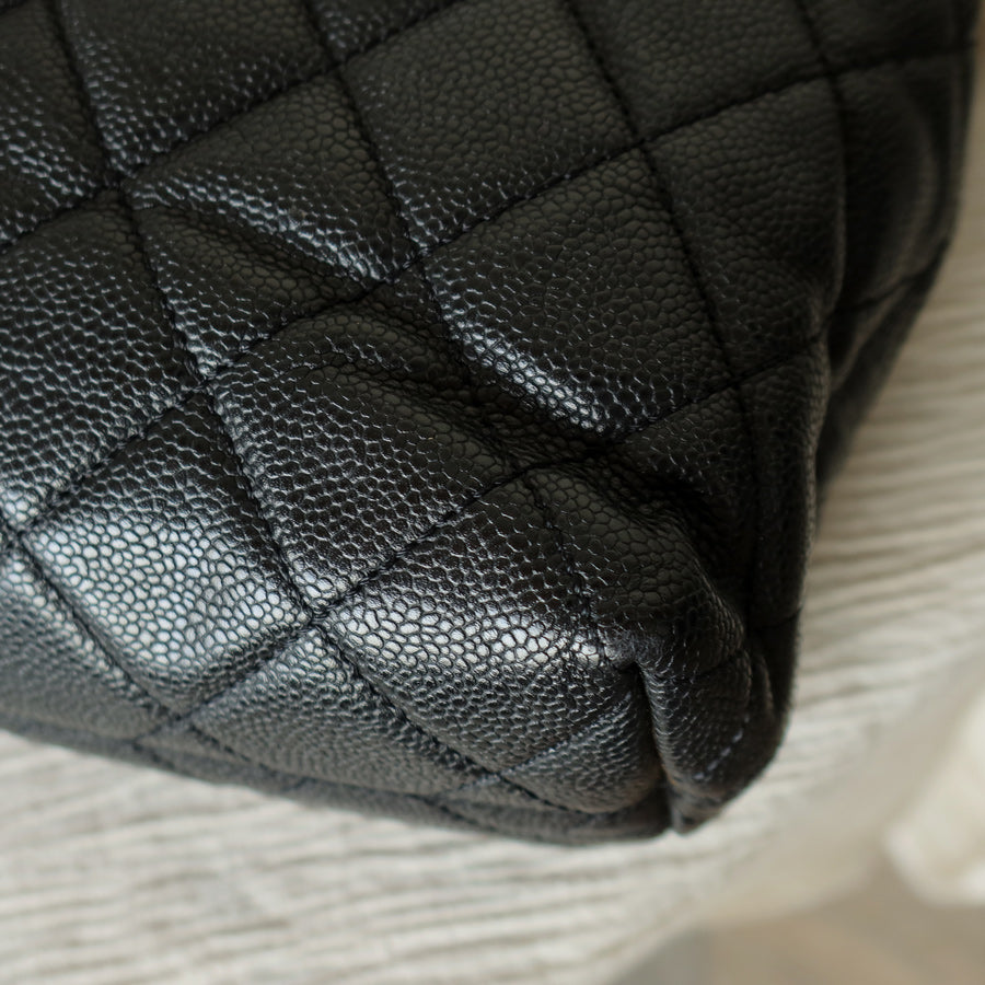 Chanel Vintage Black Caviar Diamond quilted CC mark Shoulder Tote Bag