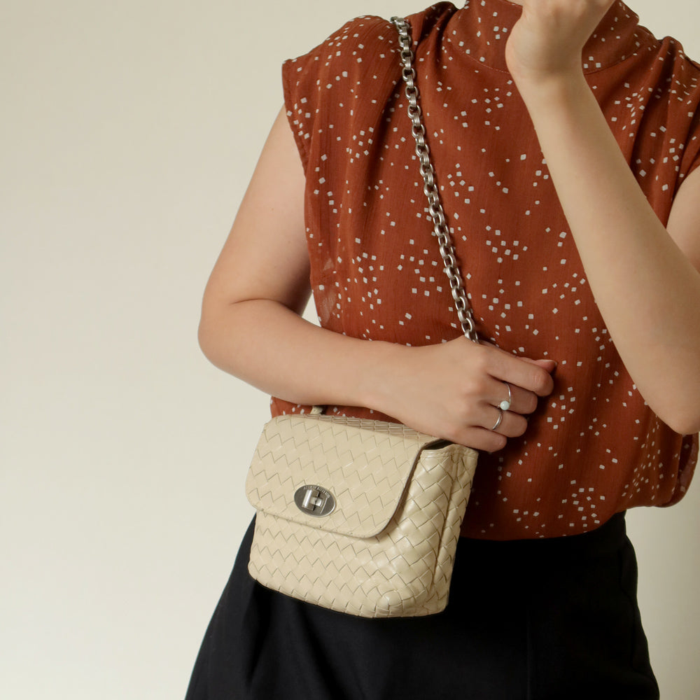 Bottega Veneta Vintage Ivory Intrecciato Weave Turnlock Mini Shoulder Bag