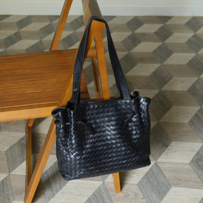 Bottega Veneta Vintage Black Leather Intrecciato Weave Knots Shoulder Bag