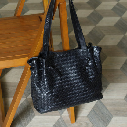 Bottega Veneta Vintage Black Leather Intrecciato Weave Knots Shoulder Bag