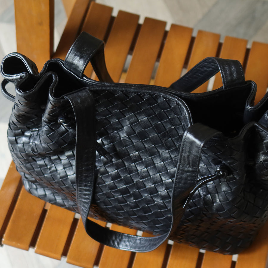 Bottega Veneta Vintage Black Leather Intrecciato Weave Knots Shoulder Bag