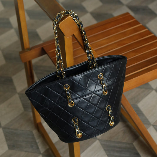 Vintage Chanel Black Lambskin Matelassé Quilted CC mark 2 way Basket Bag