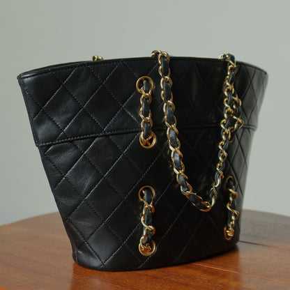 Vintage Chanel Black Lambskin Matelassé Quilted CC mark 2 way Basket Bag