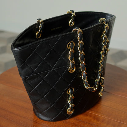 Vintage Chanel Black Lambskin Matelassé Quilted CC mark 2 way Basket Bag