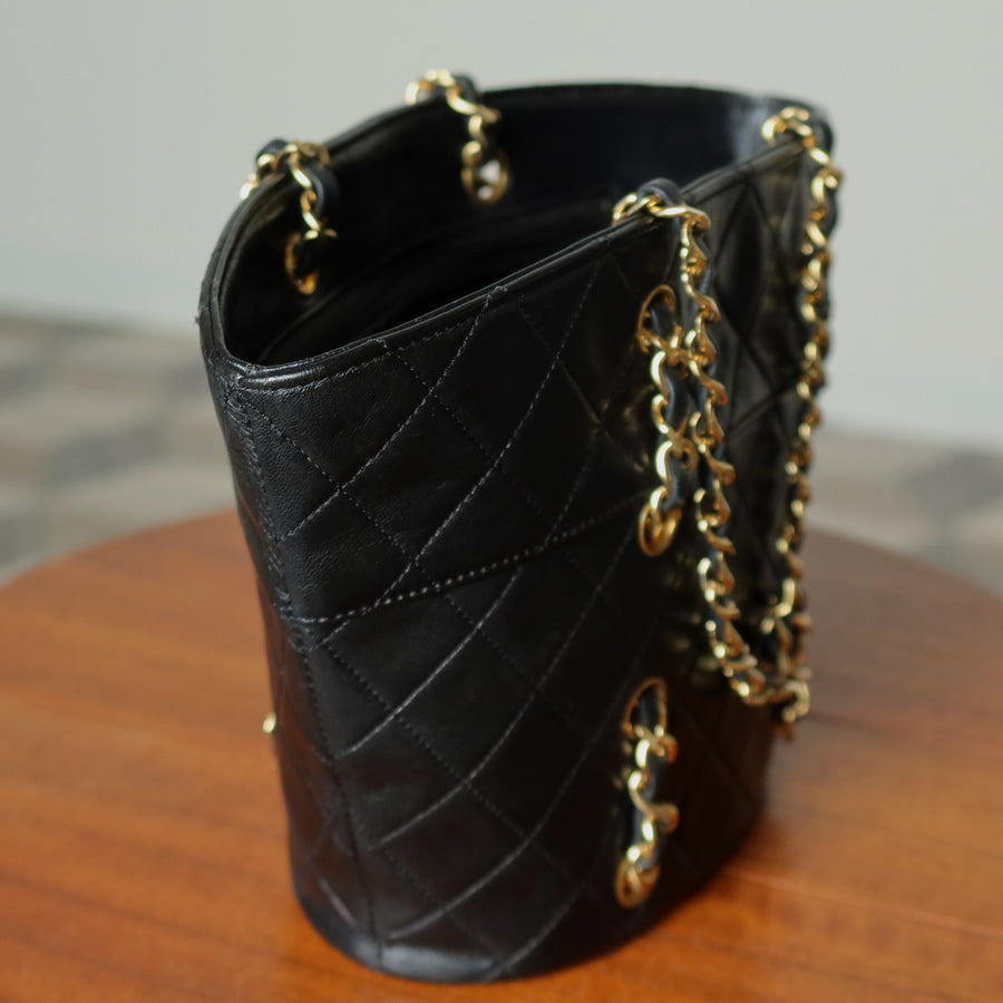 Vintage Chanel Black Lambskin Matelassé Quilted CC mark 2 way Basket Bag