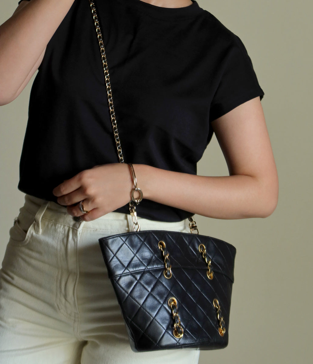 Vintage Chanel Black Lambskin Matelassé Quilted CC mark 2 way Basket Bag