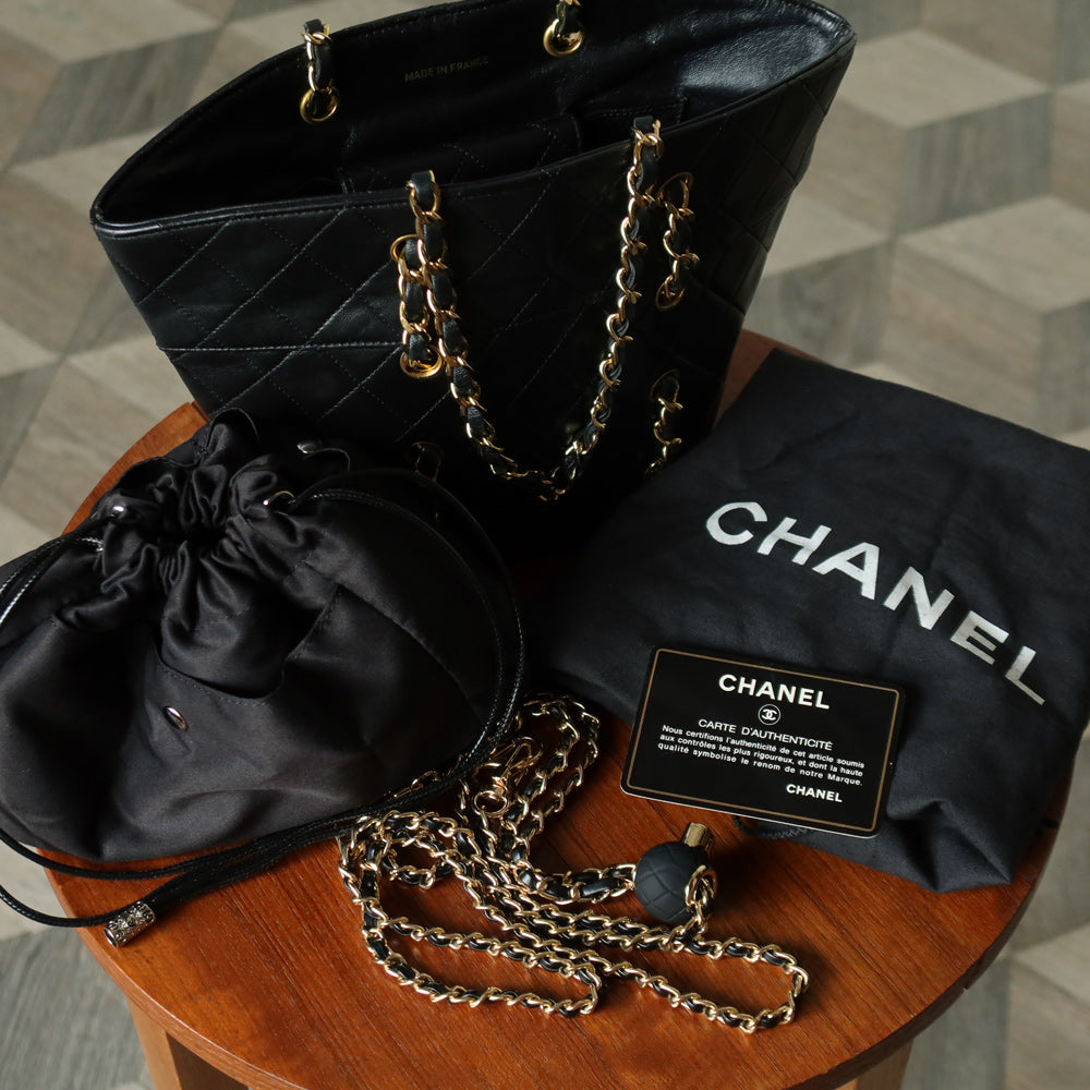 Vintage Chanel Black Lambskin Matelassé Quilted CC mark 2 way Basket Bag