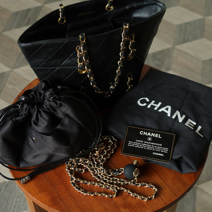 Vintage Chanel Black Lambskin Matelassé Quilted CC mark 2 way Basket Bag
